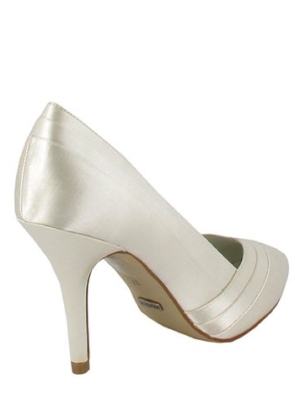 Bridal Shoes: LA Mariée Parisienne Paris