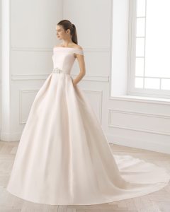 robe encolure bateau