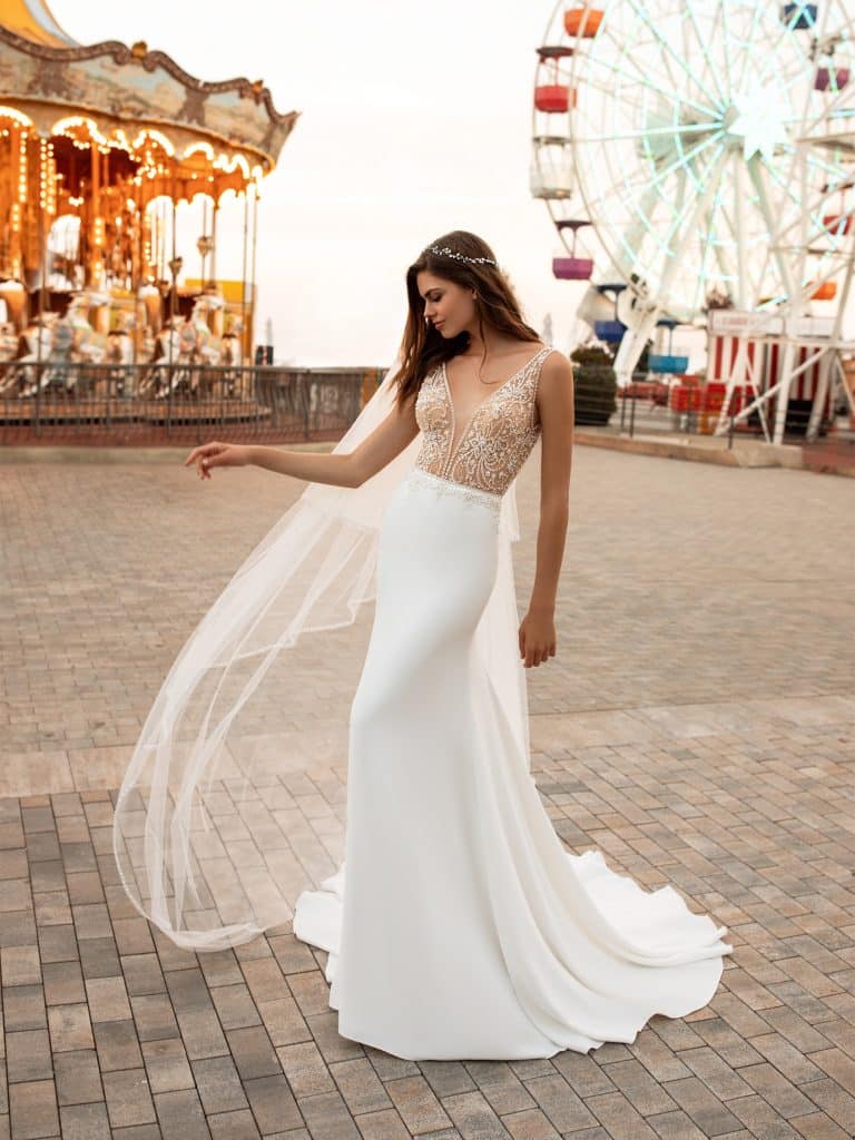 KYLIE Wedding  Dress  White one Collection 2020 Paris  Boutique 