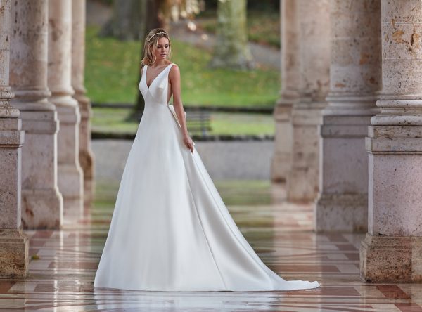 Wedding Dress Nicole NI12137 collection 2021 | boutique Paris
