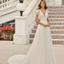 DERBY Wedding Dress Aire Barcelona Collection 2022| Paris