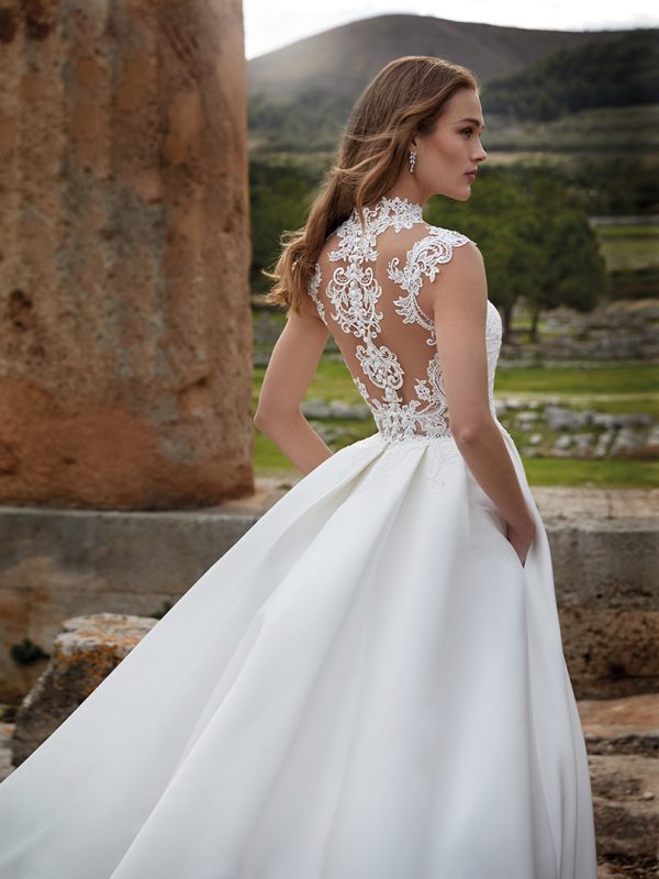 MAAT Nicole Wedding Dress collection 2022| Boutique Paris