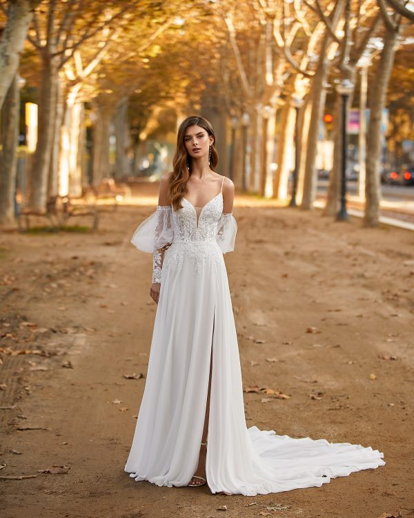 Robe de mariée TAILANE Luna Novias collection 2023: Boutique Paris