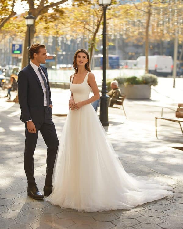 THEO Wedding Dress Luna Novias collection 2023: Paris Boutique
