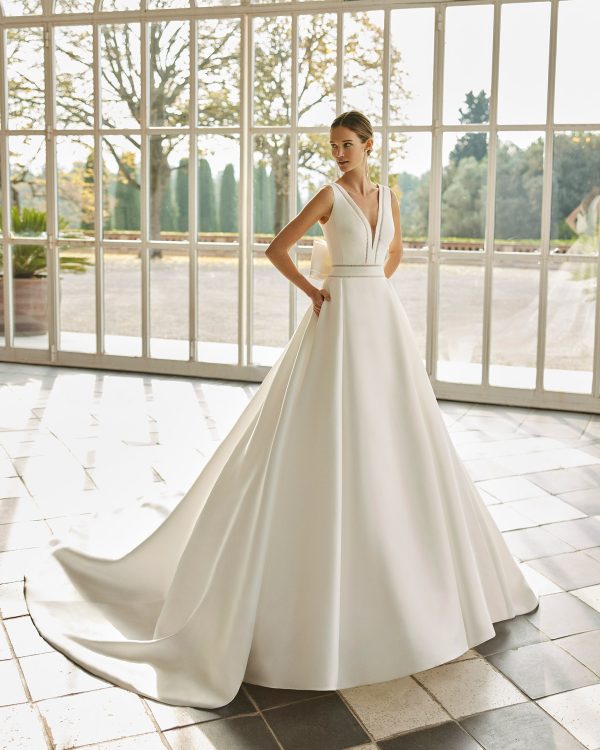 ANNET Wedding Dress Aire Barcelona Collection 2023| Paris Boutique