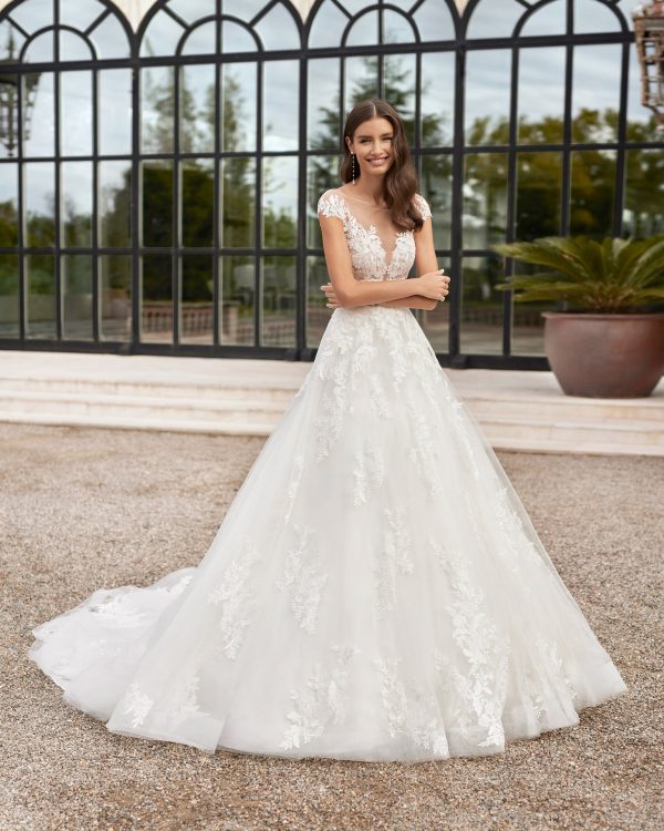YANNIK Wedding Dress Aire Barcelona Collection 2023| Paris Boutique