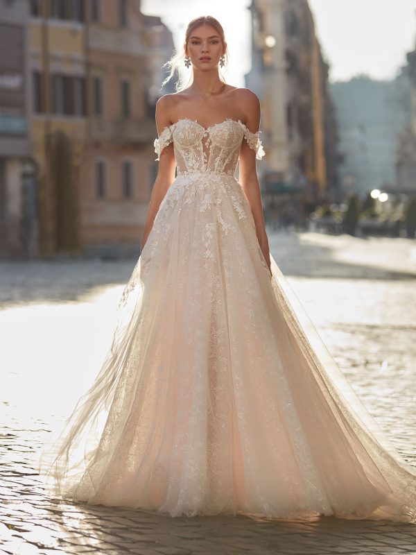 Robe de Mariée MELANY Nicole collection 2023 | Boutique Paris