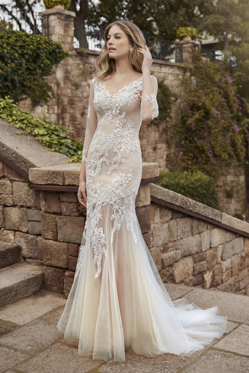 GLOW Wedding Dress White one Collection 2023 Paris Boutique