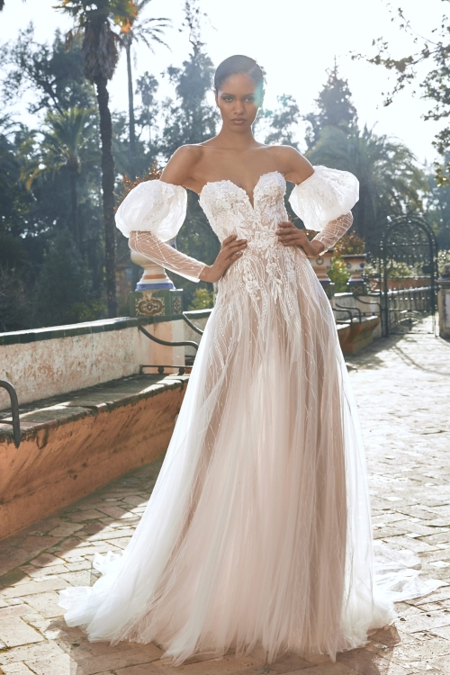 MOGRA Wedding Dress Pronovias Privee collection 2023 | Paris Boutique