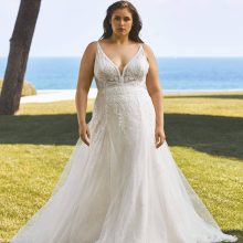 Robe de Mariée SAMBA Pronovias collection 2023 | Mariée Parisienne