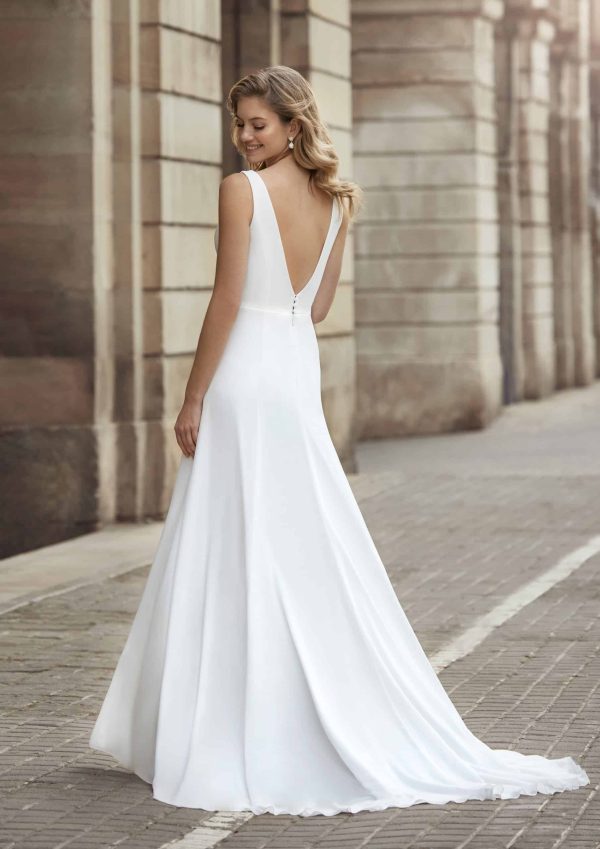 Robe de Mariée UMBRA White One Collection 2023| Paris