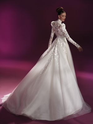FAYETTE Atelier Pronovias Wedding Dress collection 2023