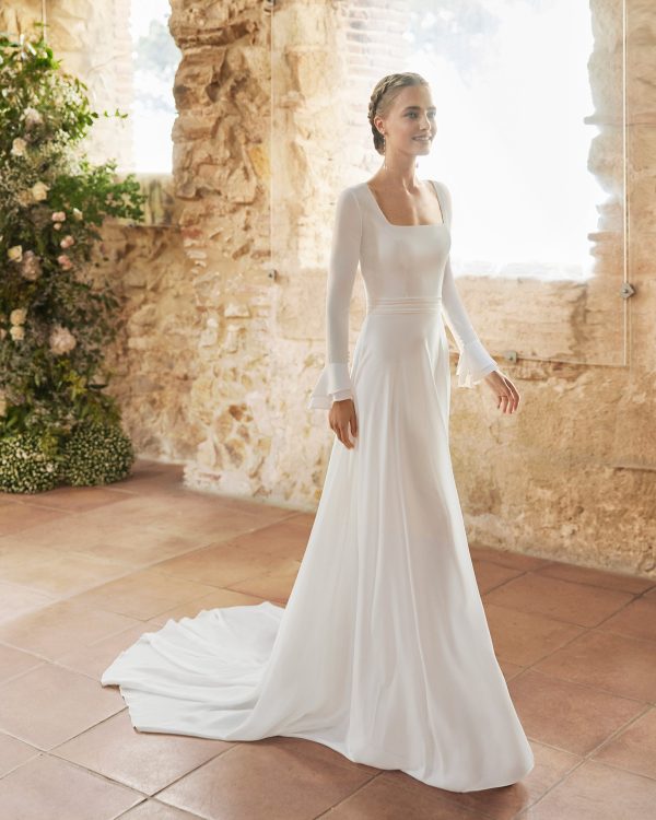 RACIN Wedding Dress Alma Novias collection 2023 Paris