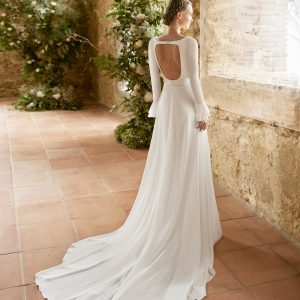 Robe de mariée RACIN Alma Novias collection 2023: Boutique Paris