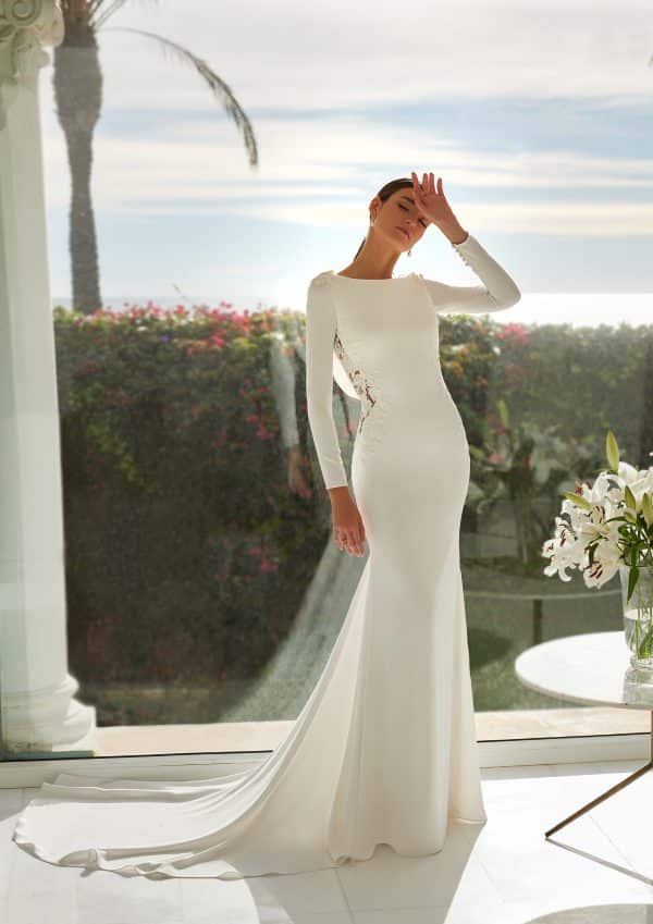 AELLA wedding Dress: San Patrick collection 2024 Paris Boutique