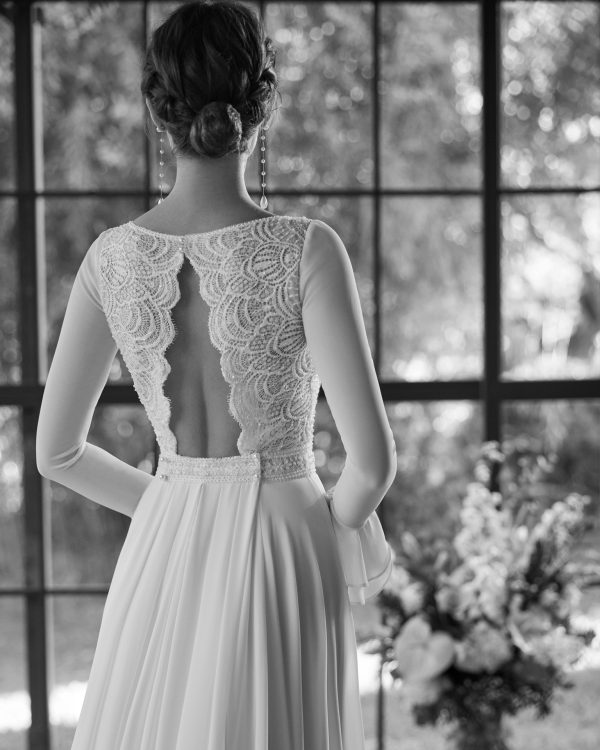 NEULA Wedding Dress Aire Barcelona Collection 2024| Paris Boutique