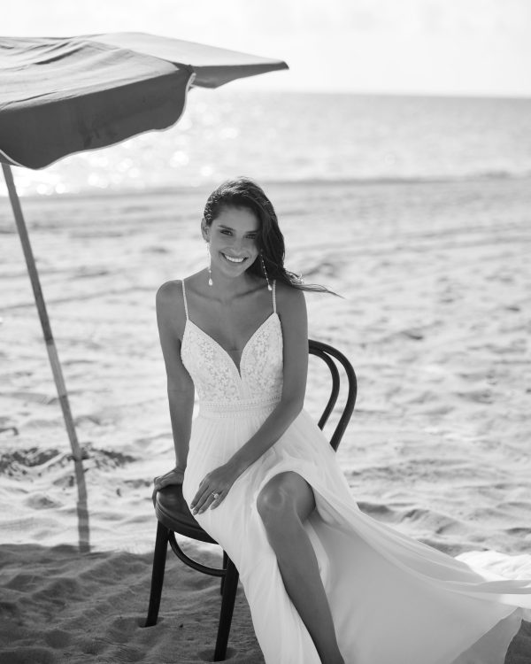 VANILA Wedding Dress Aire Barcelona Collection 2024| Paris Boutique