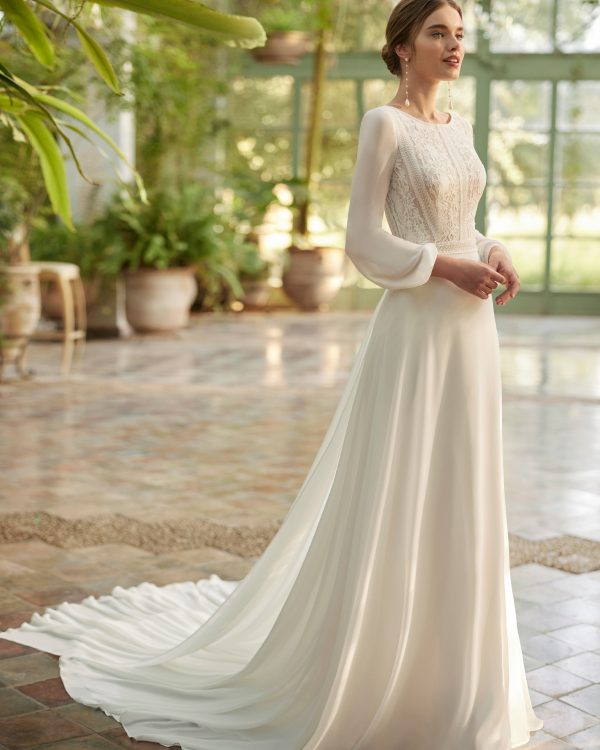 Robe de mariée LEONORA Alma Novias collection 2024: Boutique Paris