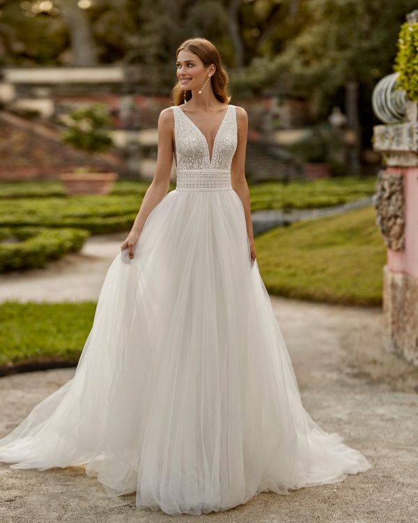 SILVAN Wedding Dress Aire Barcelona Collection 2024| Paris Boutique