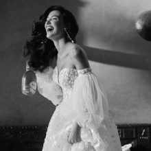 Robe de mariée ANAELA ADRIANA ALIER collection 2025: Paris