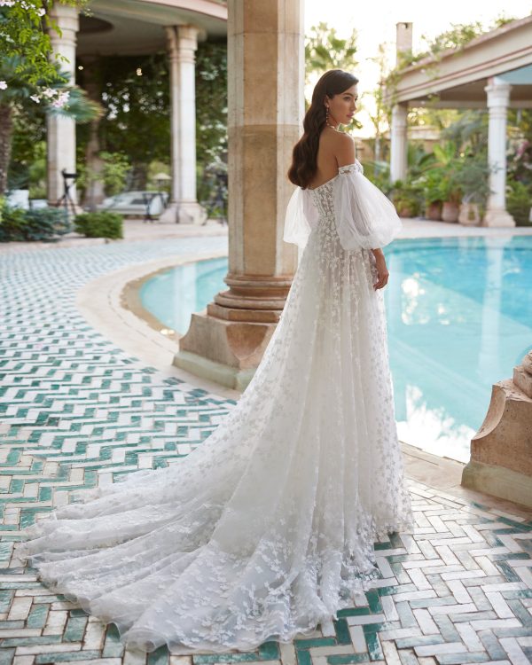 Robe de mariée ANAELA ADRIANA ALIER collection 2025: Paris