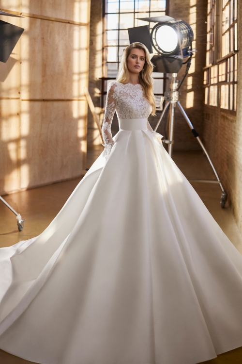 Robe de Mariée WALTA Aire Barcelona 2025| Mariée Parisienne