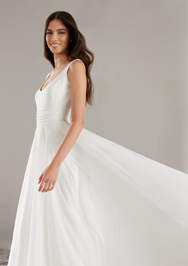 Robe de Mariée EUFEME Pronovias collection 2025| Paris