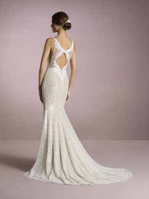 Robe de Mariée TAKARA White One Collection 2025| Paris