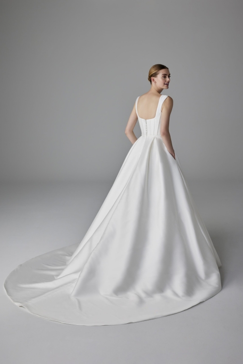 Robe de Mariée ALPHOSINE Pronovias collection 2025| Paris