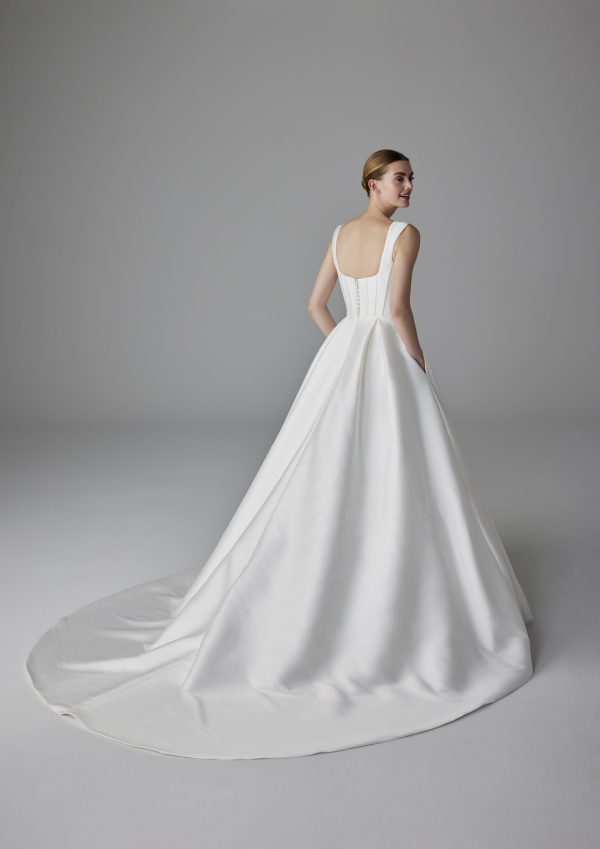 Robe de Mariée ALPHOSINE Pronovias collection 2025| Paris