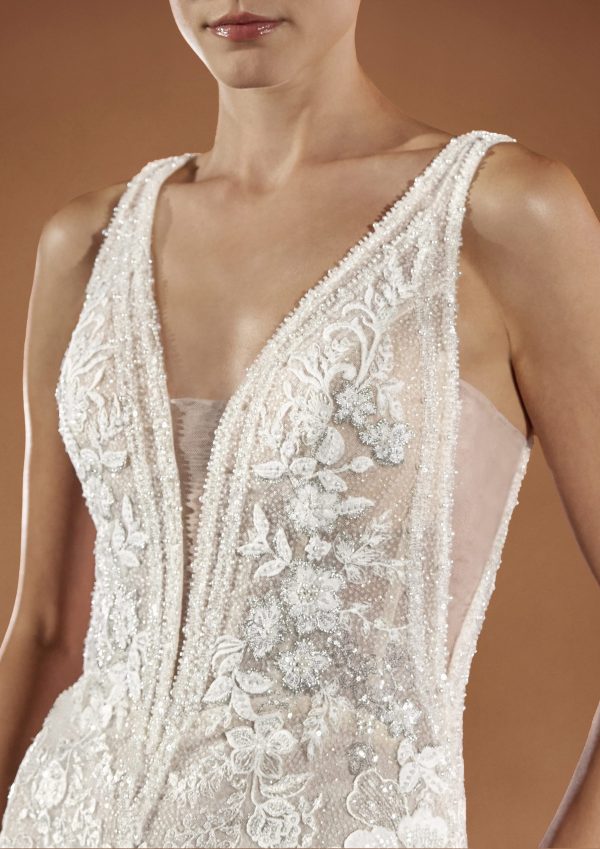 ASMIN Wedding Dress Pronovias Privee collection 2025 | Paris Boutique