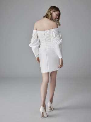QUINN Wedding Dress Pronovias collection 2025| Boutique Paris