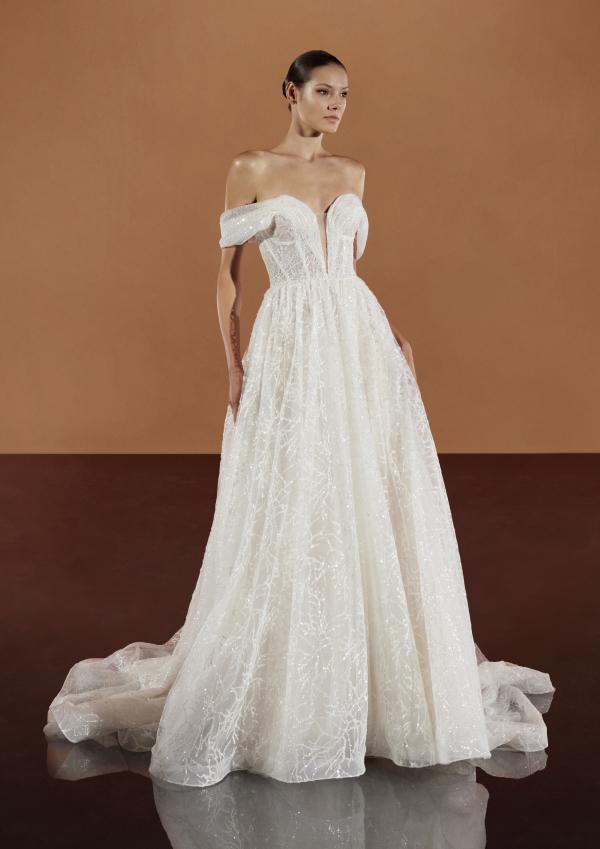 SUNNYA Wedding Dress Pronovias Privee collection 2025 | Paris Boutique