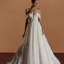 SUNNYA Wedding Dress Pronovias Privee collection 2025 | Paris Boutique