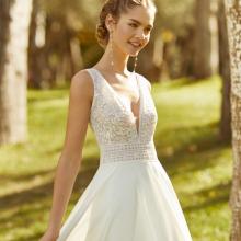 KEREM Wedding Dress Aire Barcelona Collection 2025| Paris Boutique