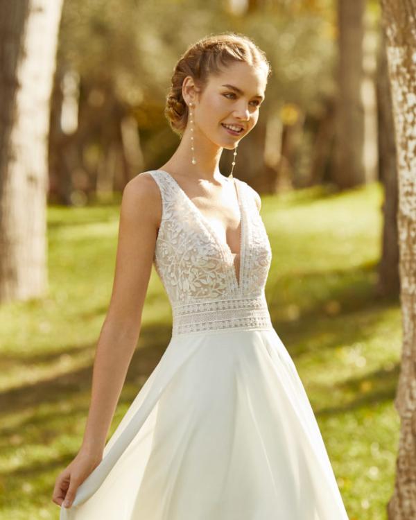 KEREM Wedding Dress Aire Barcelona Collection 2025| Paris Boutique