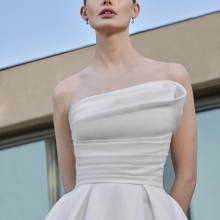 ATINA Wedding Dress Pronovias collection 2026| Boutique Paris