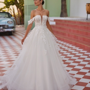 JILLY Wedding Dress luna novias collection 2026: Paris Boutique