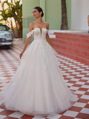 JILLY Wedding Dress luna novias collection 2026: Paris Boutique