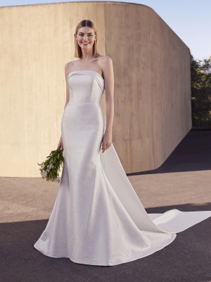 Robe de Mariée JUNY Pronovias collection 2026 | Paris