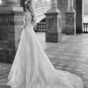 KATIN Wedding Dress Aire Barcelona Collection 2026| Paris Boutique