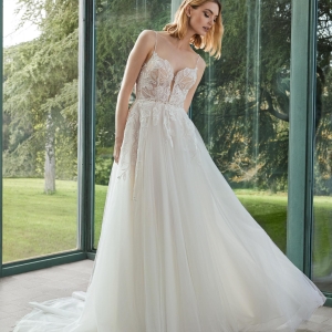 Robe de Mariée LLEANE Pronovias collection 2026 | Paris