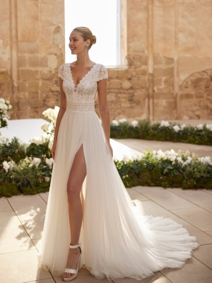 MELINA Wedding Dress Aire Barcelona Collection 2026| Paris Boutique