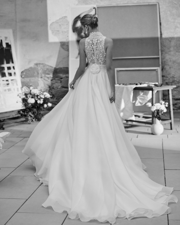MILAN Wedding Dress Aire Barcelona Collection 2026| Paris Boutique