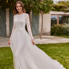 Robe de mariée NAITEL Dentelle manches longues
