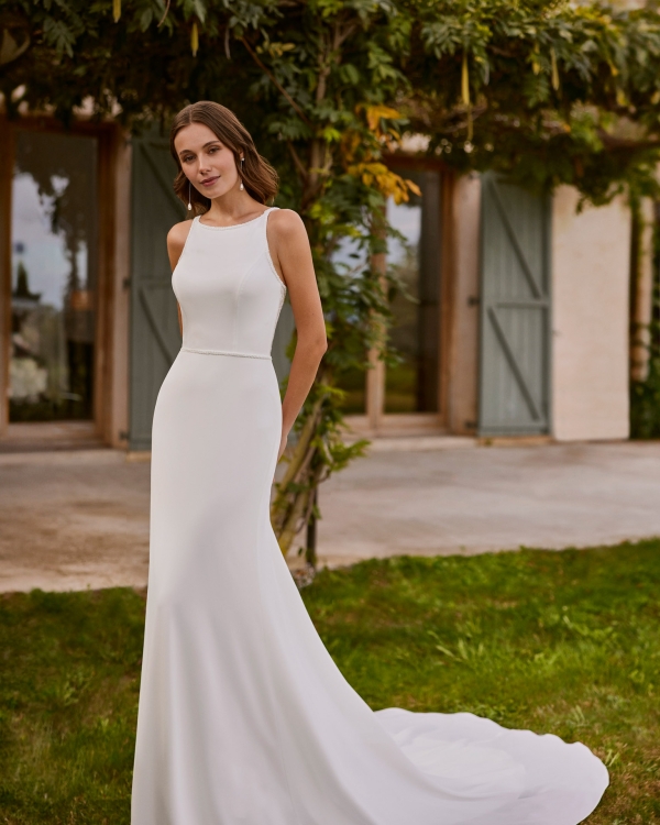 Robe de mariée NAITEL Dentelle manches longues