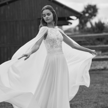 Robe de mariée NAYANA Alma Novias collection 2026