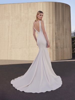 Robe de Mariée SNOWBEET Pronovias collection 2026 | Paris