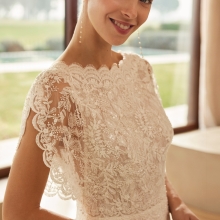 ZAMINA Wedding Dress Aire Barcelona Collection 2026| Paris Boutique