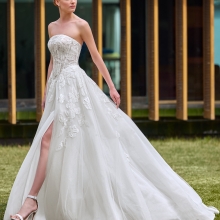 ADRIE Wedding Dress Pronovias collection 2026 | Boutique Paris